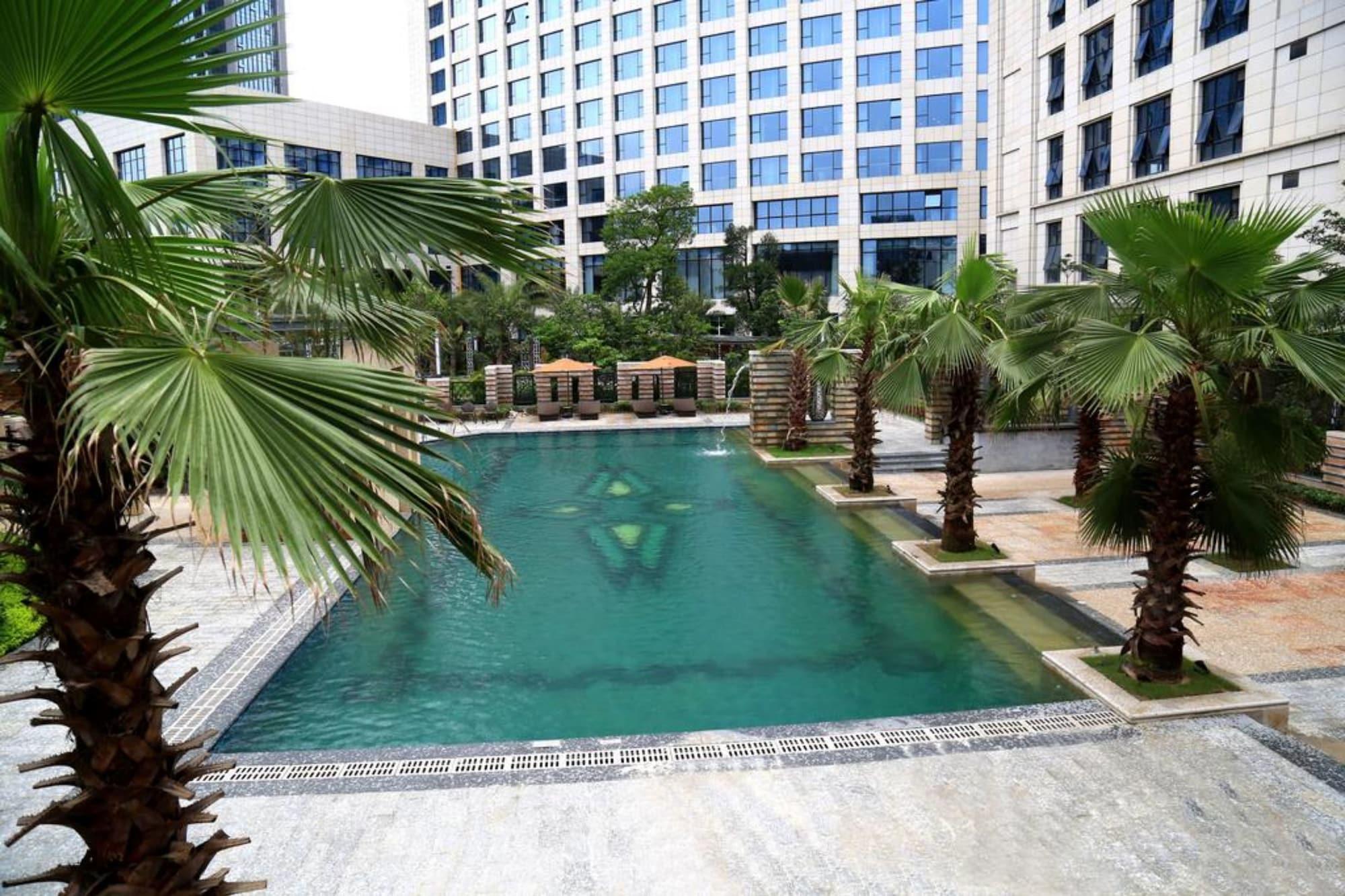 Guangzhou Changfeng Gloria Plaza Hotel Exterior photo
